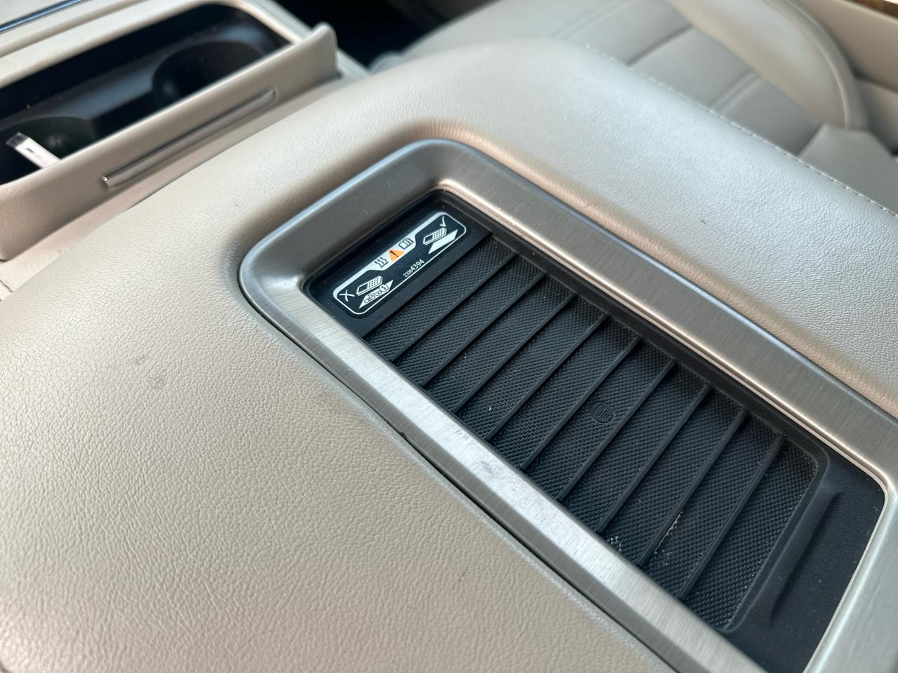 GMC Yukon XL 4WD 4dr Denali 2017