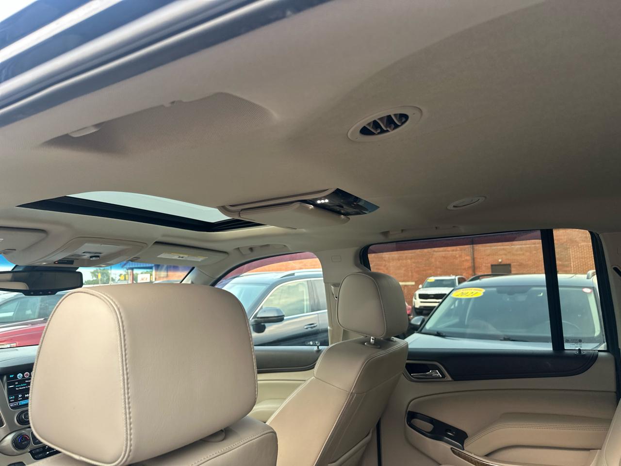 GMC Yukon XL 4WD 4dr Denali 2017