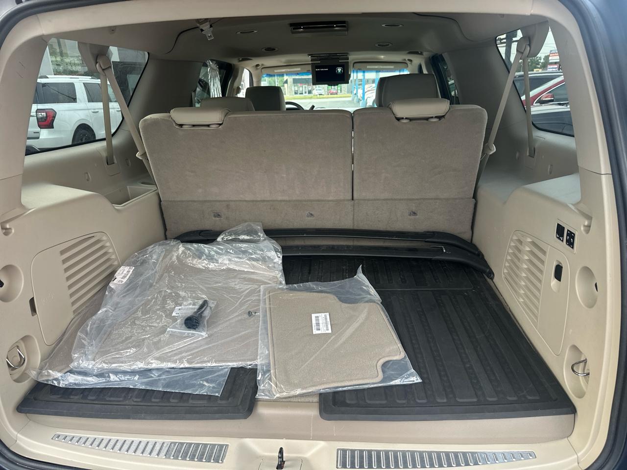 GMC Yukon XL 4WD 4dr Denali 2017