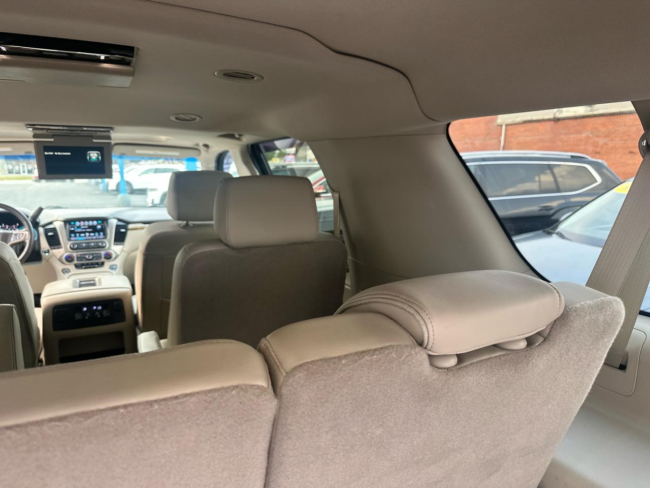 GMC Yukon XL 4WD 4dr Denali 2017