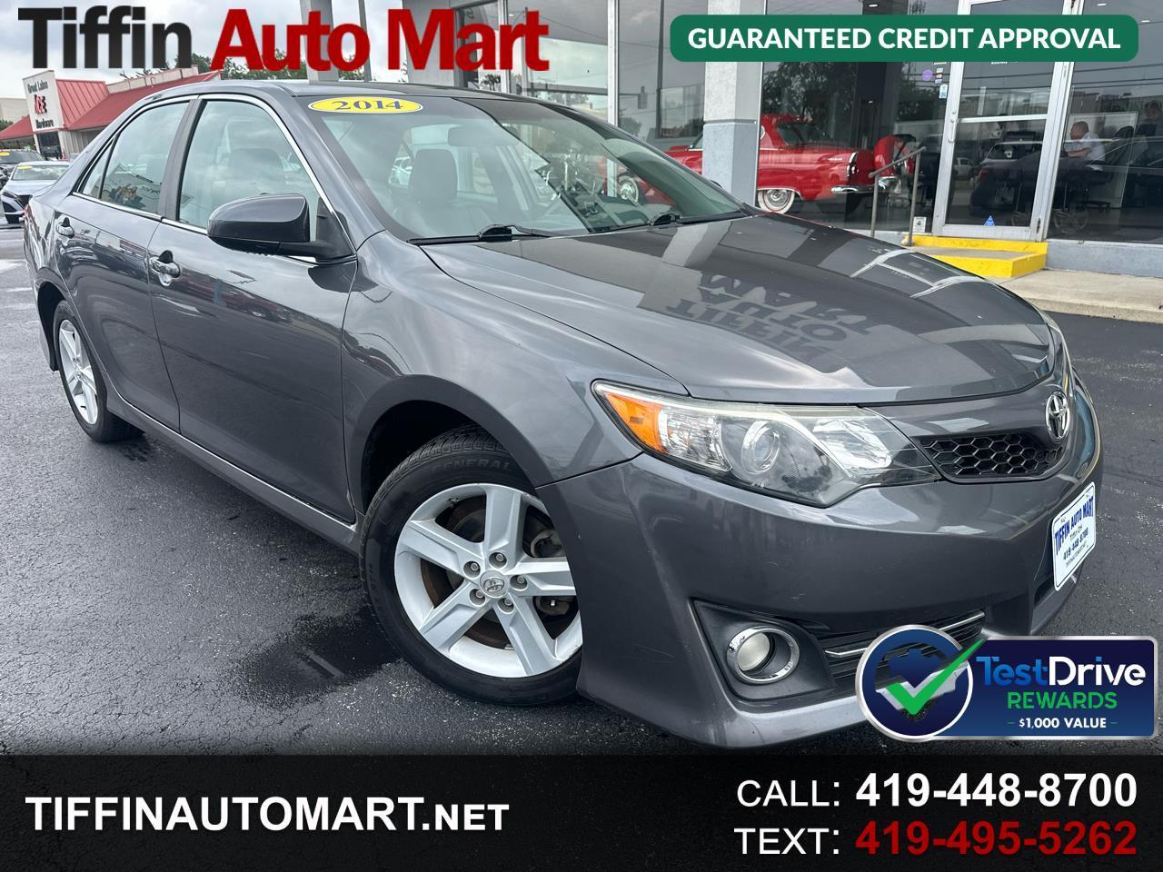 2014 Toyota Camry 4dr Sdn Auto SE
