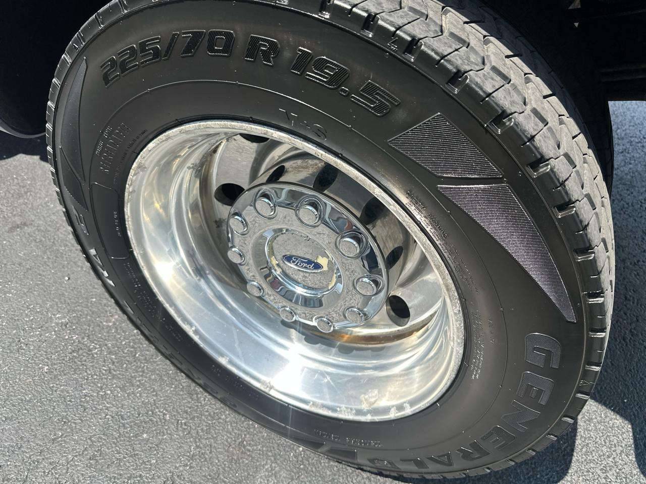 Ford Super Duty F-450 DRW  2016