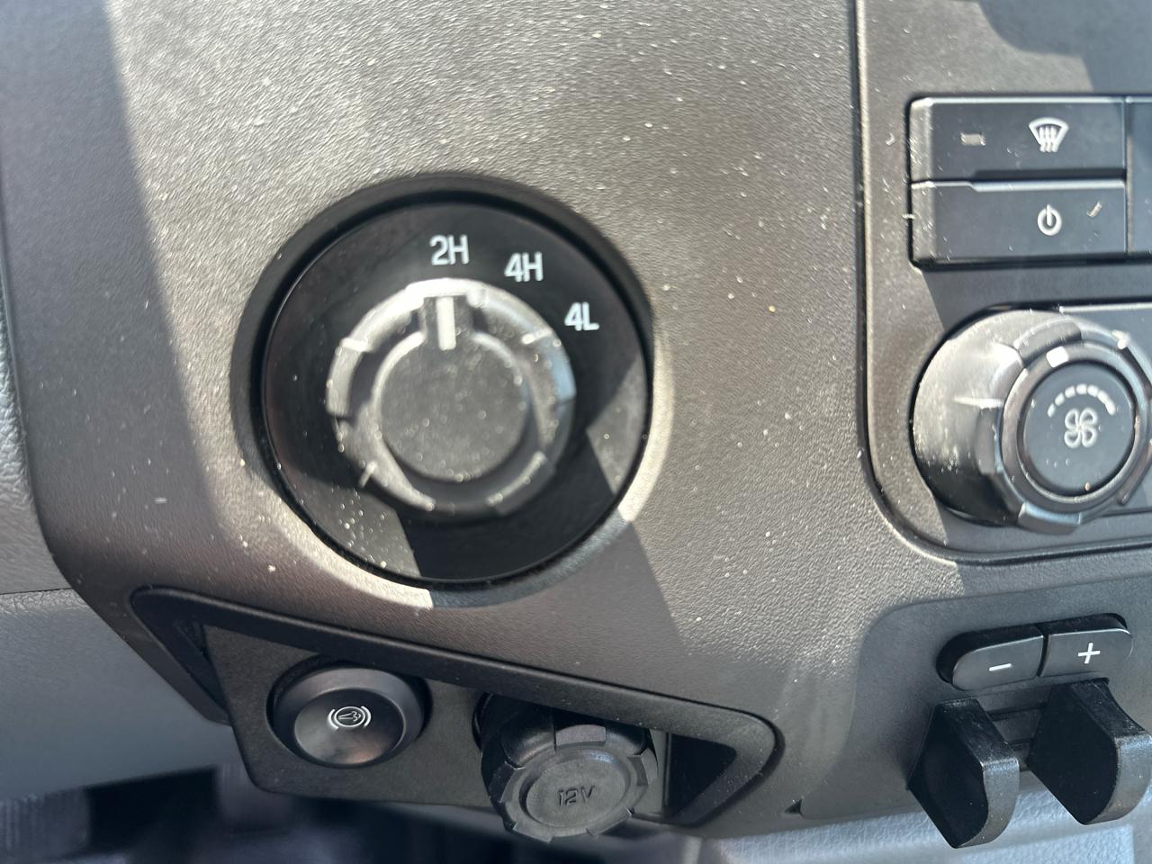 Ford Super Duty F-450 DRW  2016