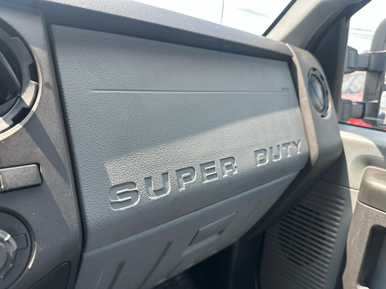 Ford Super Duty F-450 DRW  2016