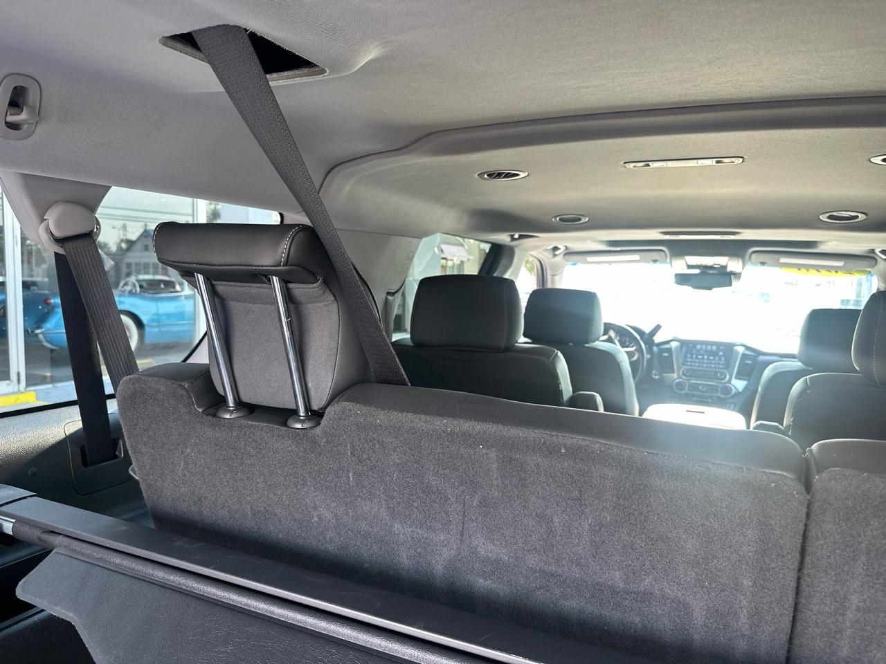Chevrolet Suburban 4WD 4dr 1500 LT 2018