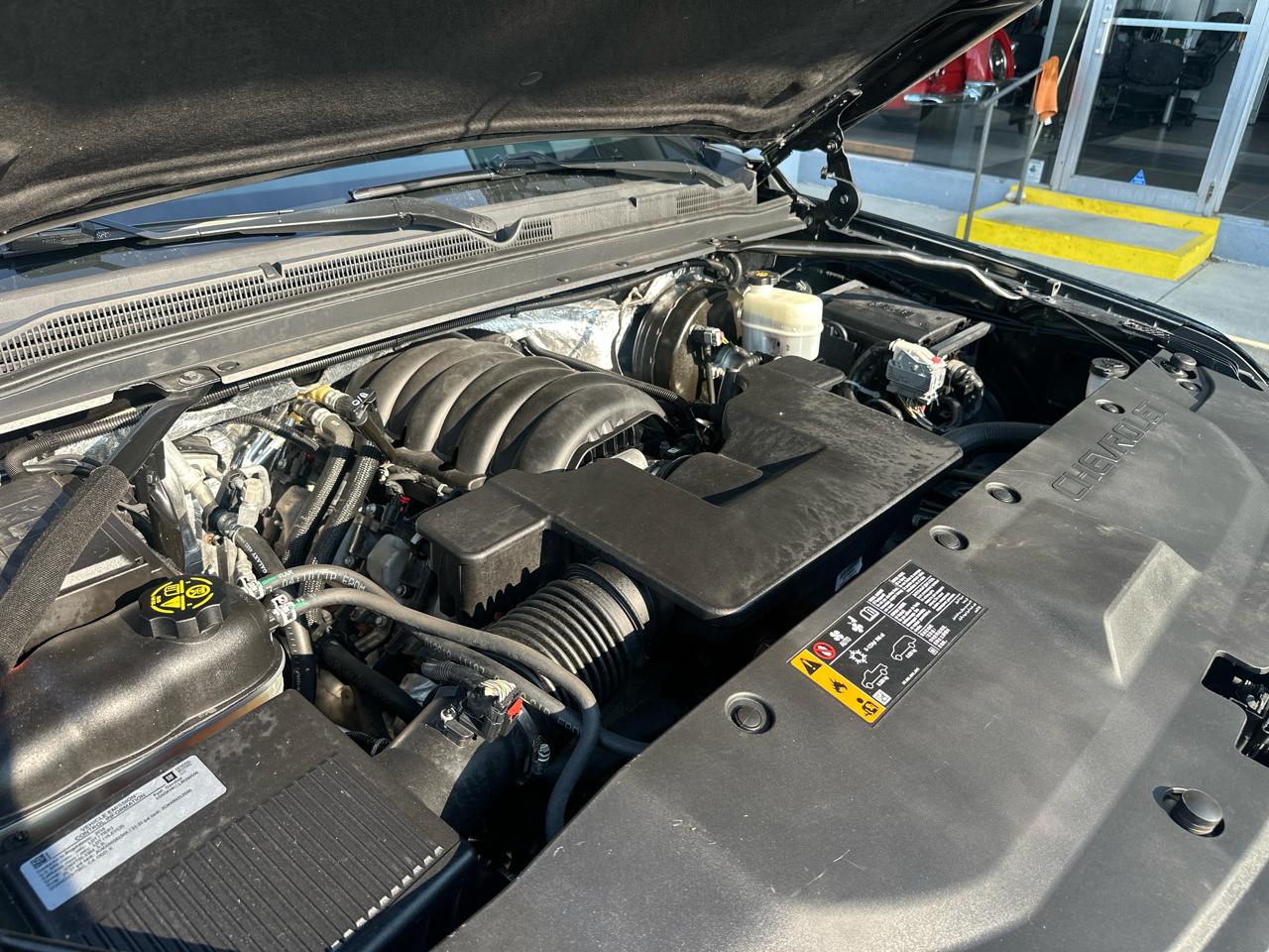 Chevrolet Suburban 4WD 4dr 1500 LT 2018