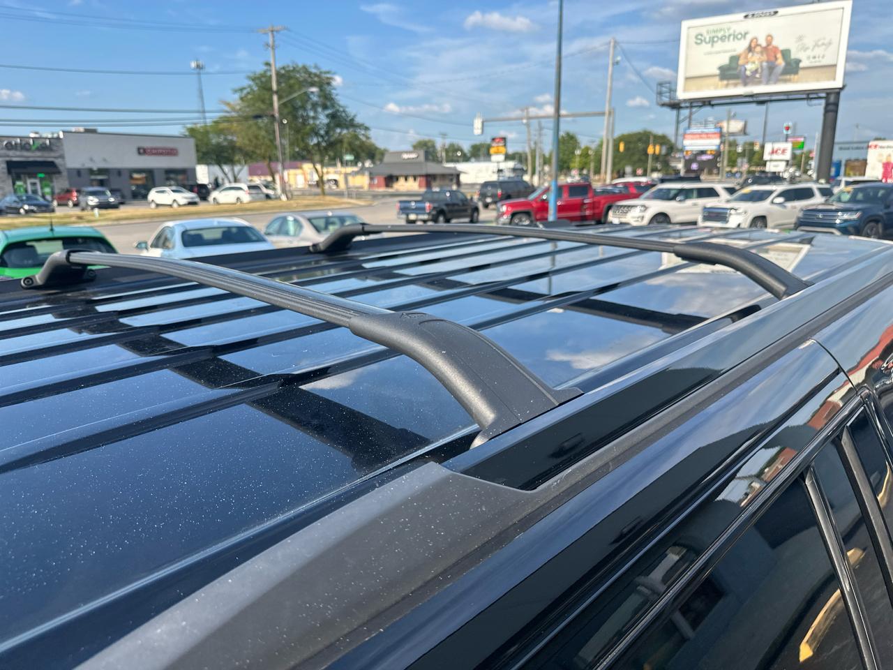Chevrolet Suburban 4WD 4dr 1500 LT 2018