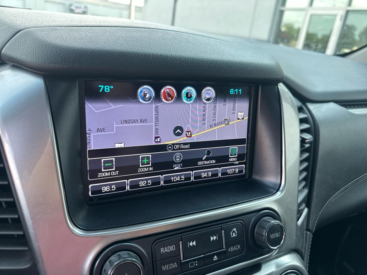 Chevrolet Suburban 4WD 4dr 1500 LT 2018