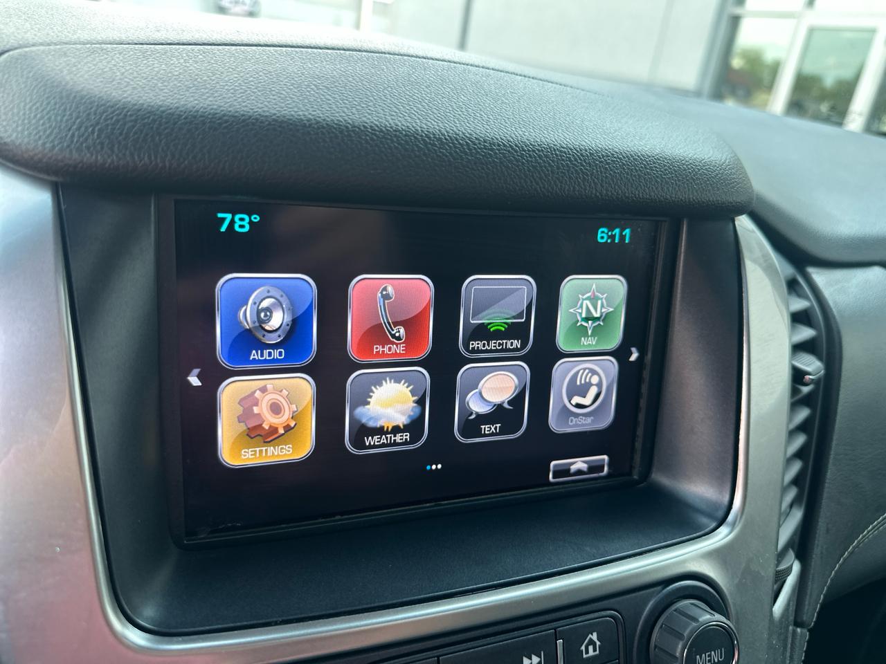 Chevrolet Suburban 4WD 4dr 1500 LT 2018