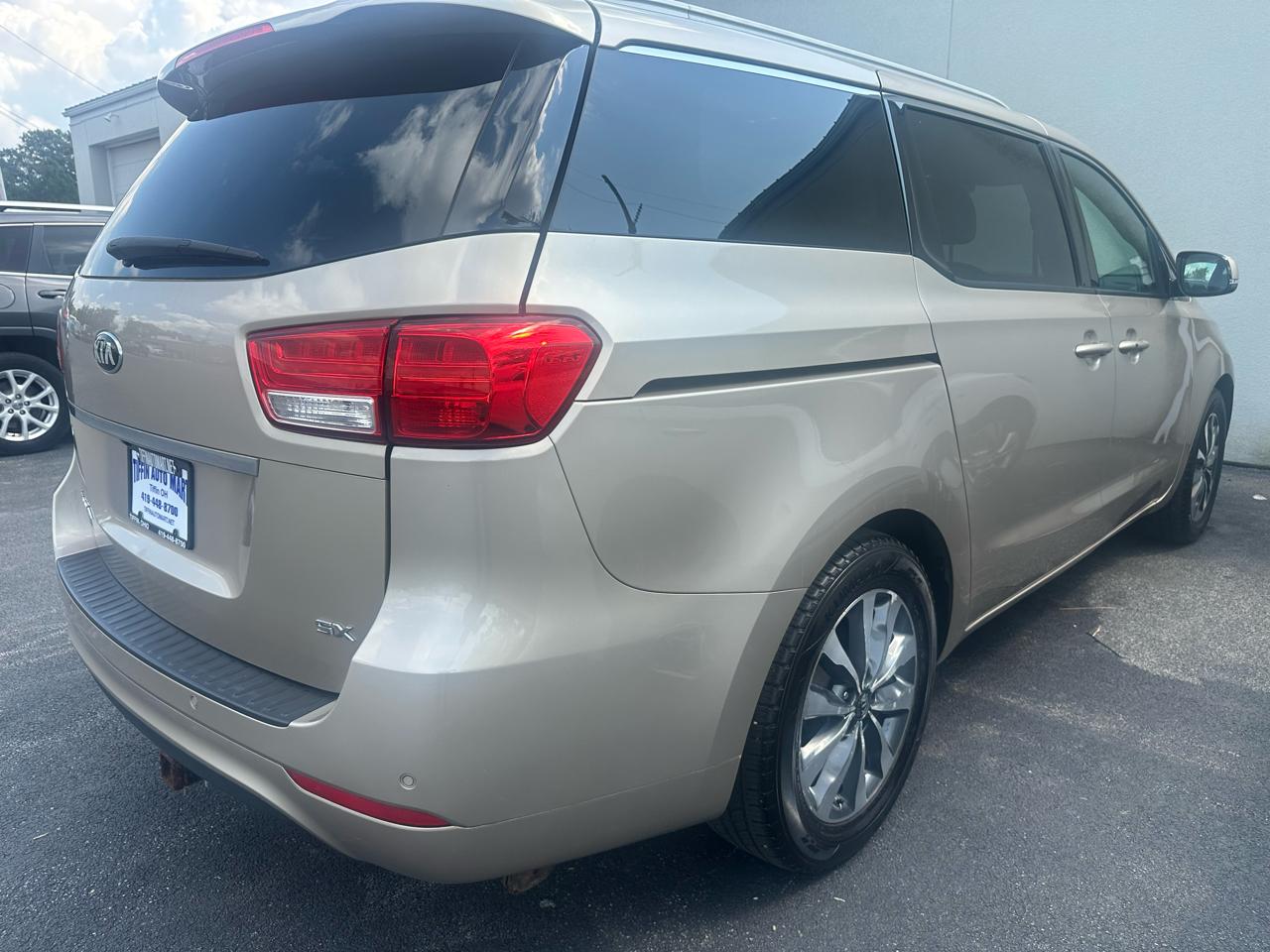 Kia Sedona 4dr Wgn SX 2015