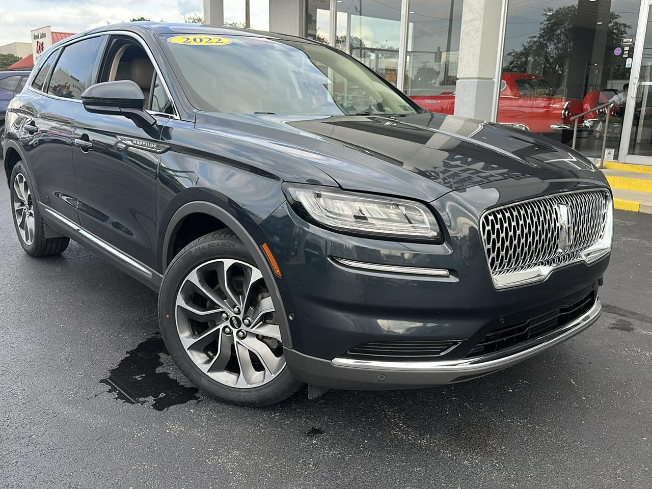 2022 Lincoln Nautilus Reserve AWD