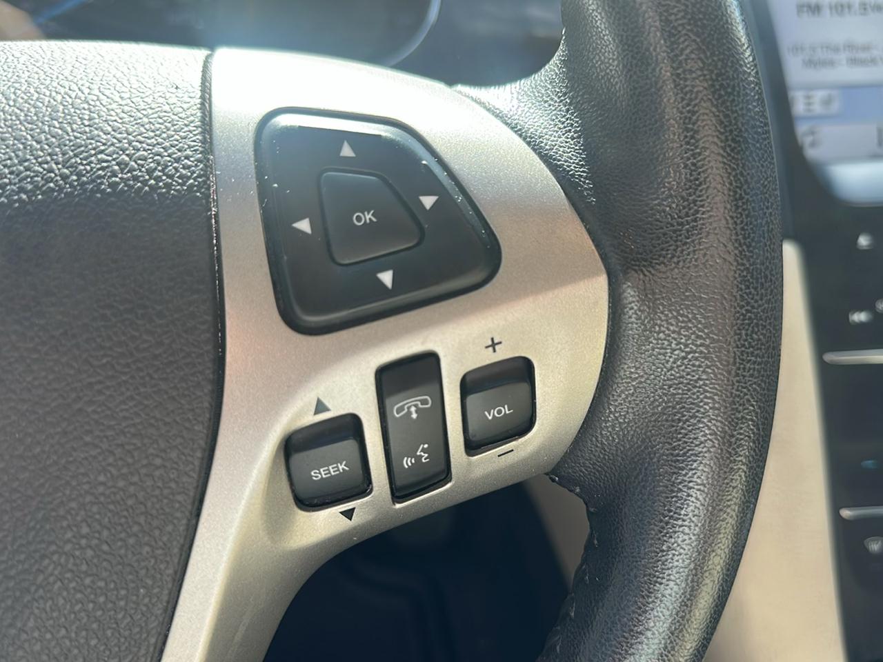 Ford Taurus 4dr Sdn Limited FWD 2016