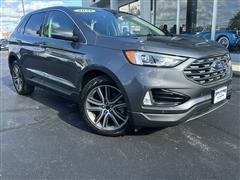 2021 Ford Edge 