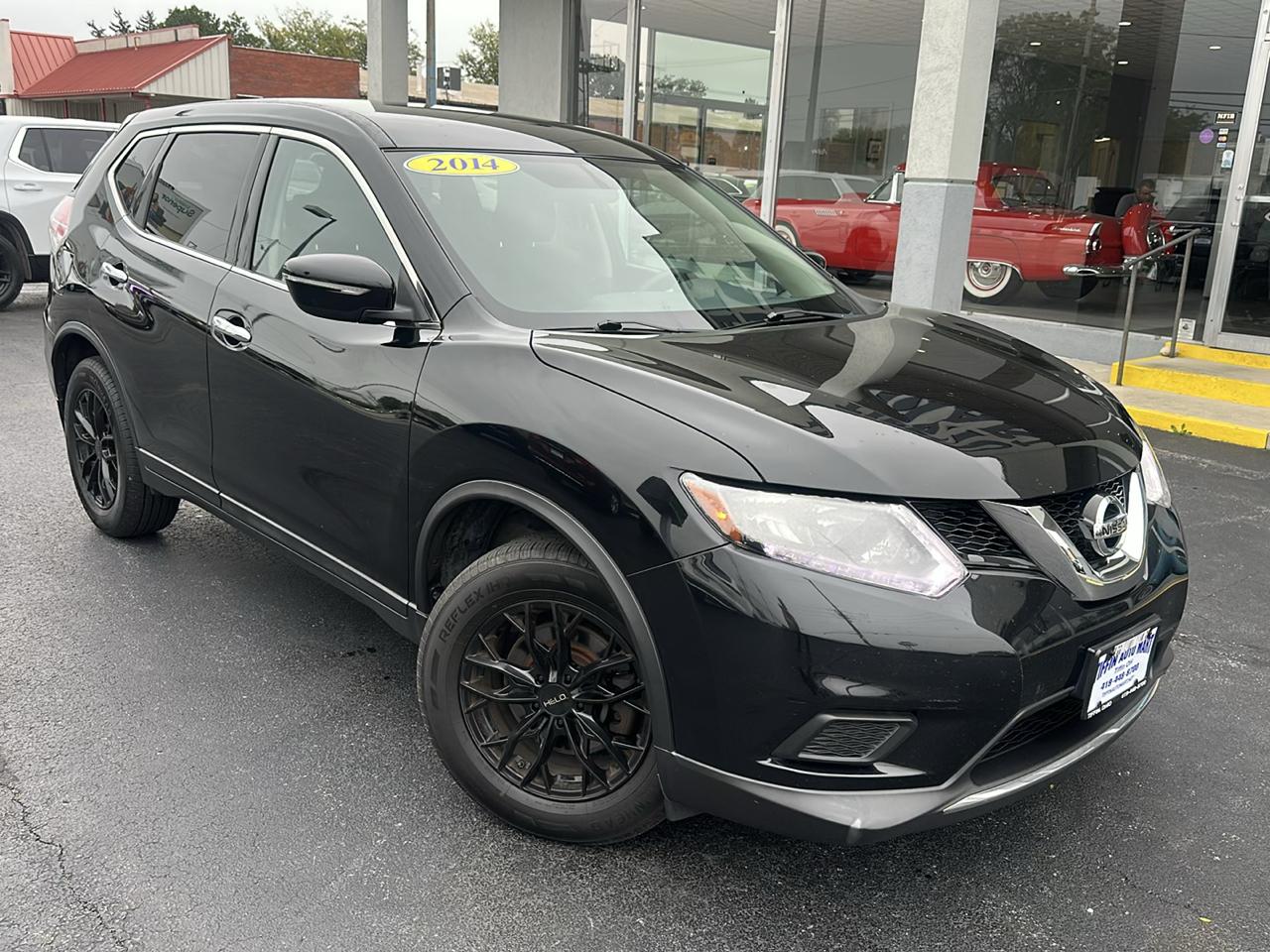 Nissan Rogue FWD 4dr S 2014