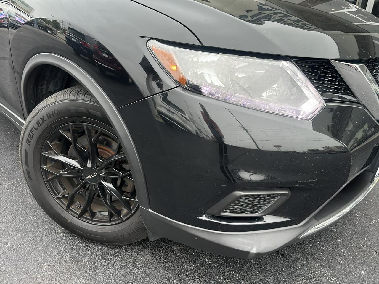Nissan Rogue FWD 4dr S 2014