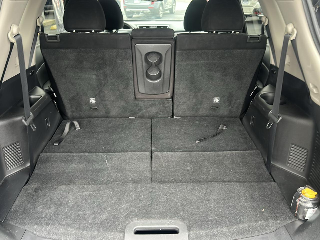 Nissan Rogue FWD 4dr S 2014