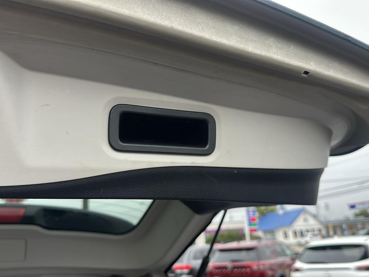 Nissan Rogue FWD 4dr S 2014