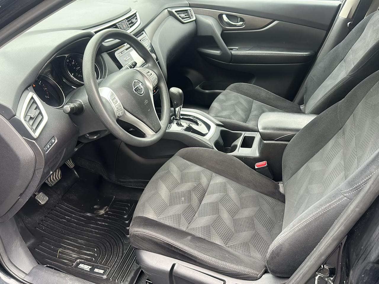 Nissan Rogue FWD 4dr S 2014