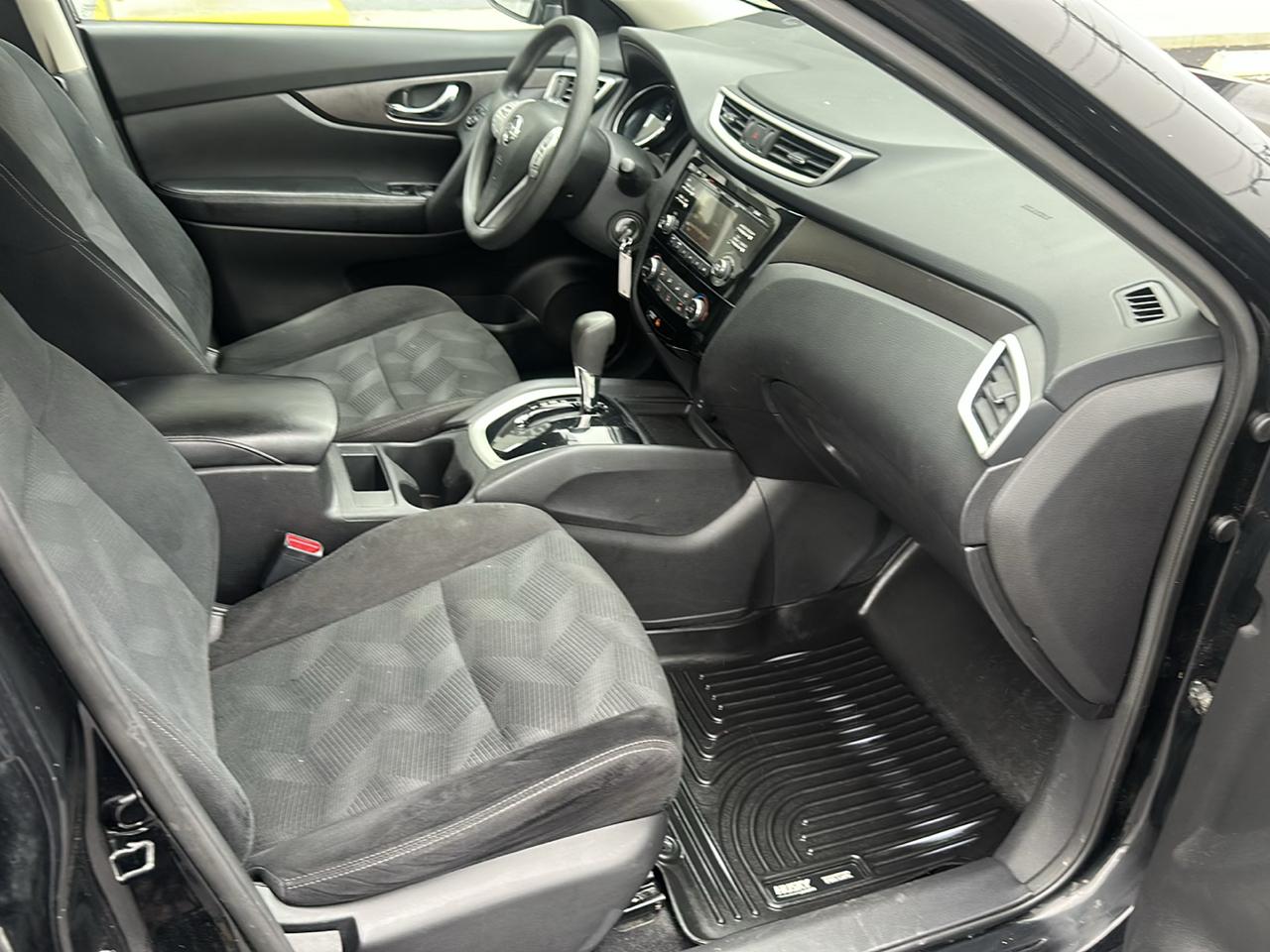Nissan Rogue FWD 4dr S 2014