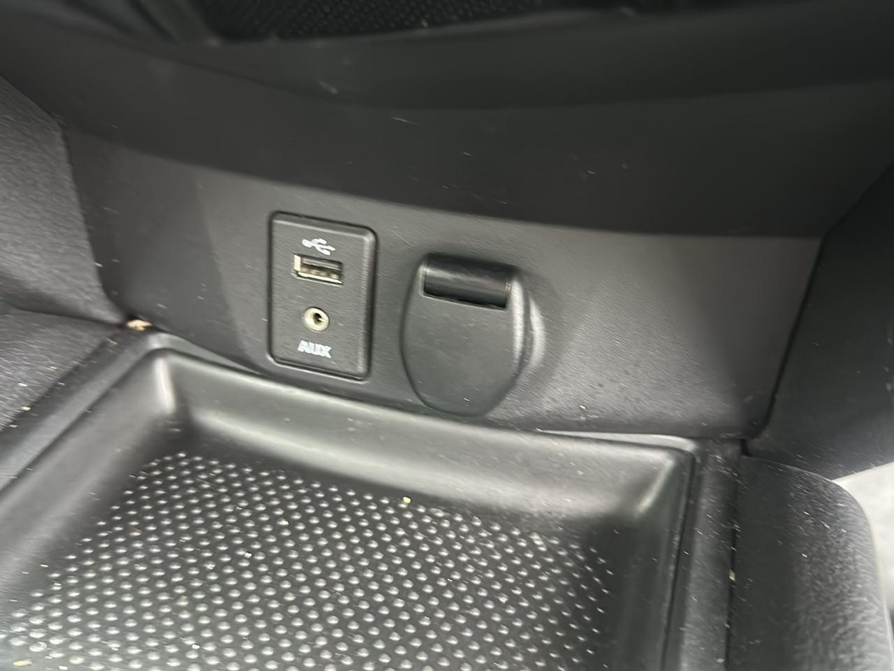 Nissan Rogue FWD 4dr S 2014