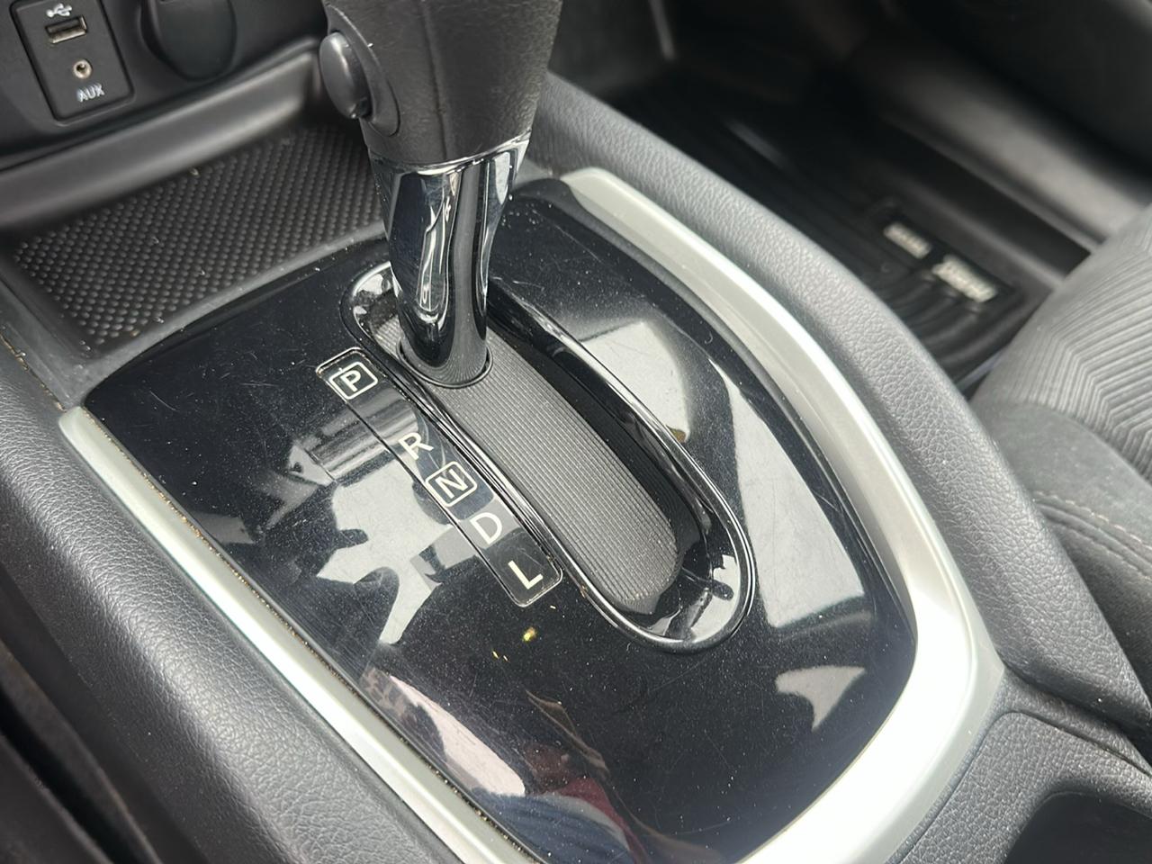 Nissan Rogue FWD 4dr S 2014