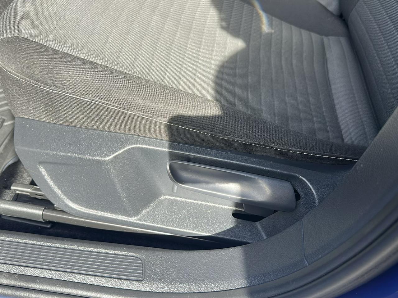 Volkswagen Jetta S Auto 2024