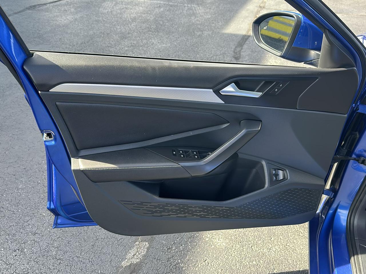 Volkswagen Jetta S Auto 2024