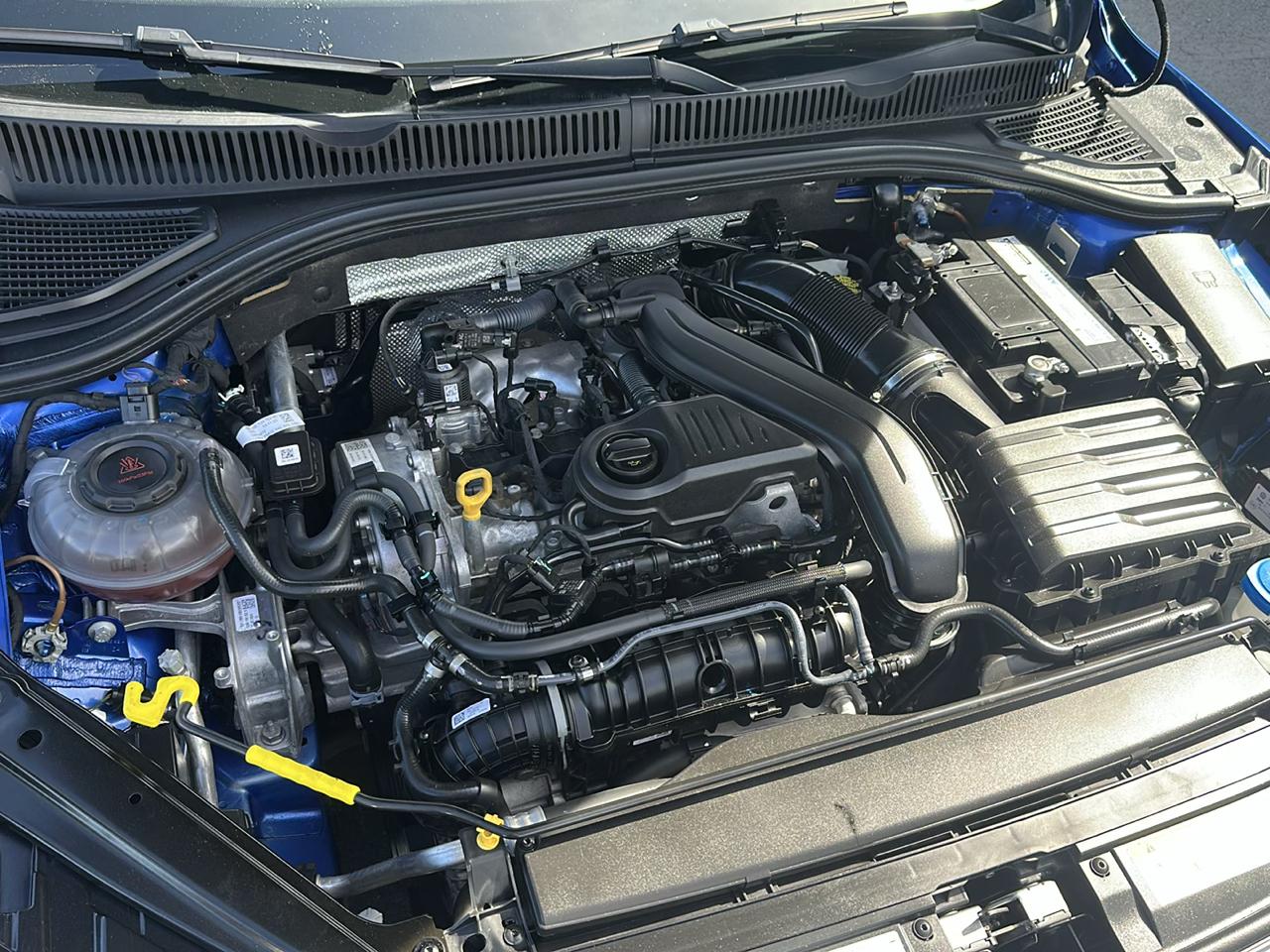 Volkswagen Jetta S Auto 2024