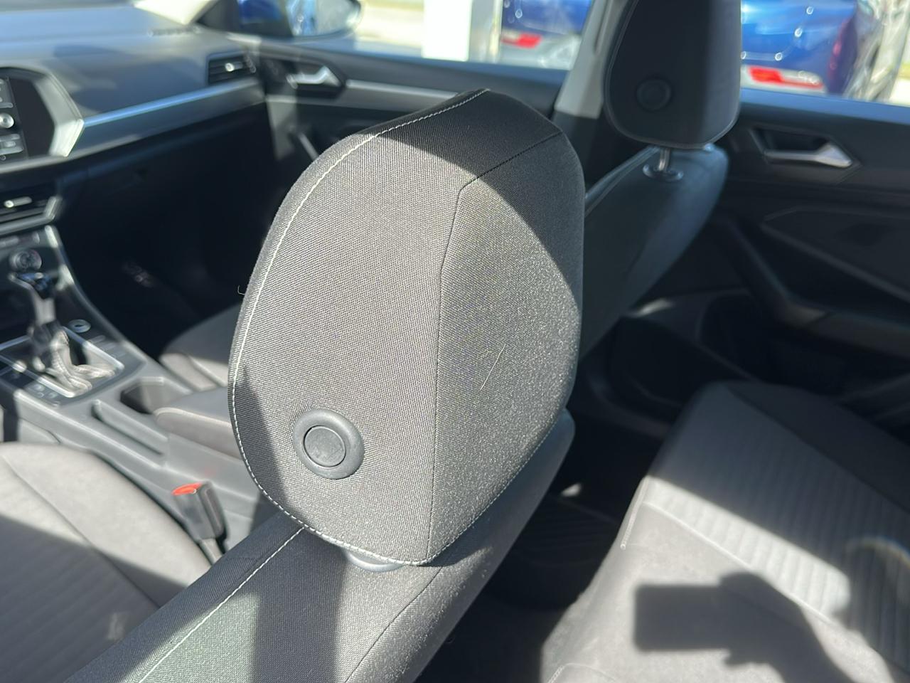 Volkswagen Jetta S Auto 2024