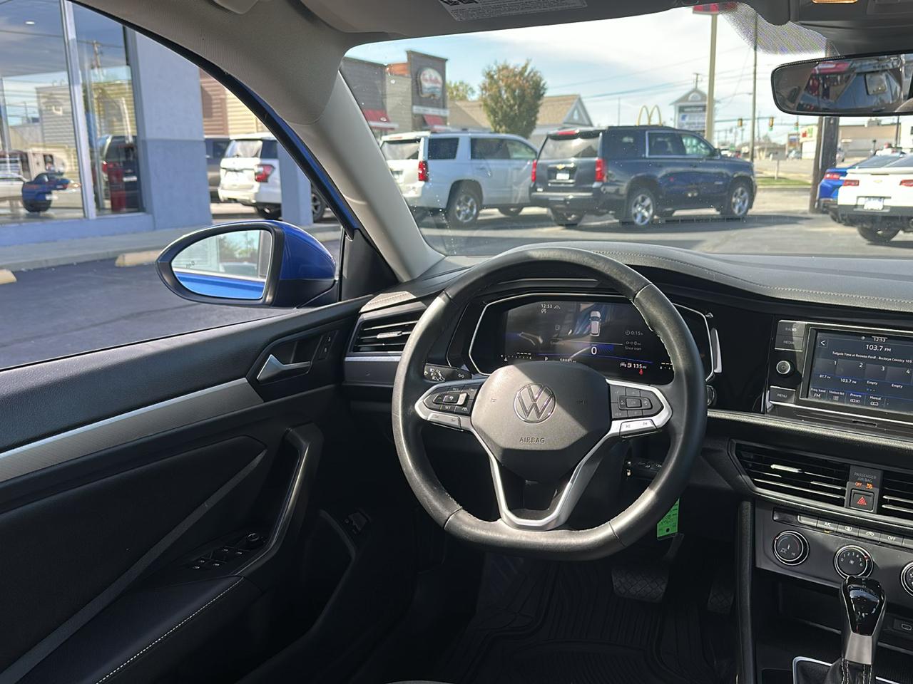 Volkswagen Jetta S Auto 2024