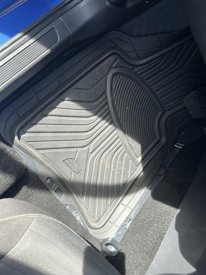 Volkswagen Jetta S Auto 2024