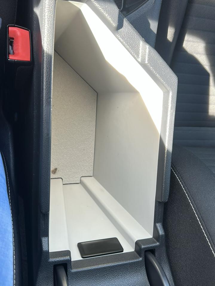 Volkswagen Jetta S Auto 2024