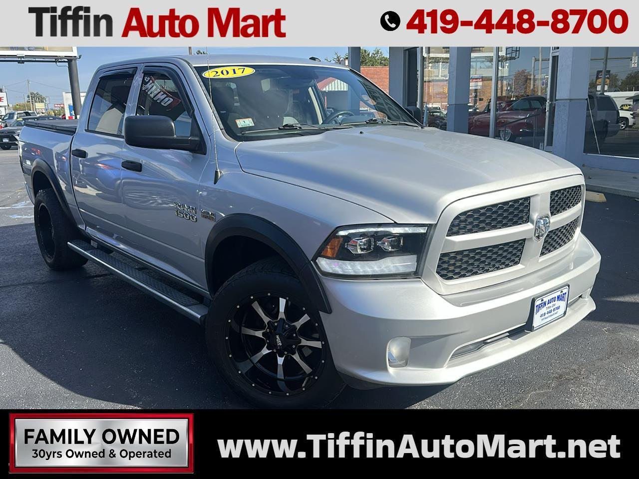 2017 RAM 1500 Express 4x4 Crew Cab 5'7" Box