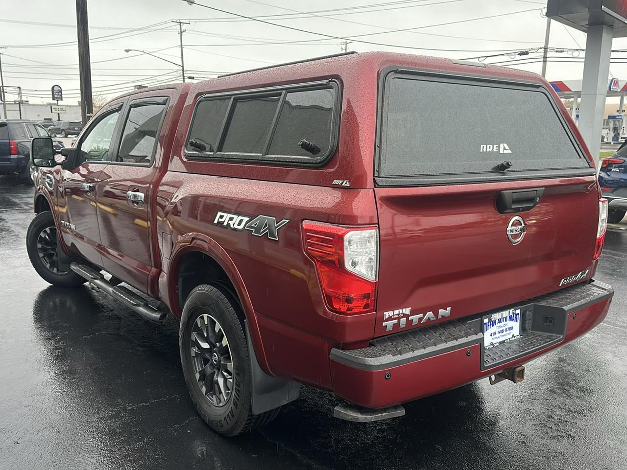 Nissan Titan 4x4 Crew Cab PRO-4X 2017