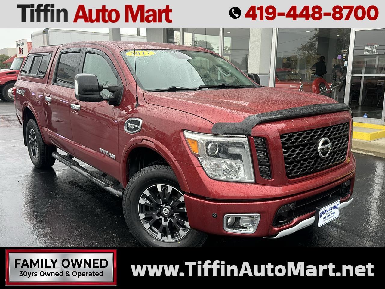Nissan Titan 4x4 Crew Cab PRO-4X 2017