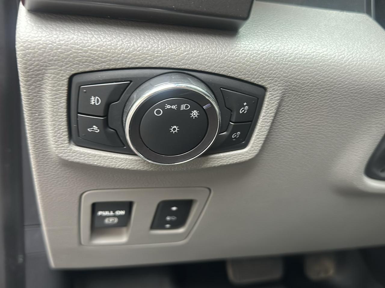 Ford F-150  2019