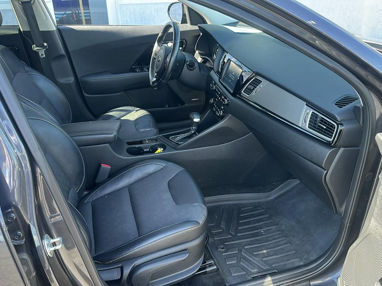Kia Niro EX FWD 2018