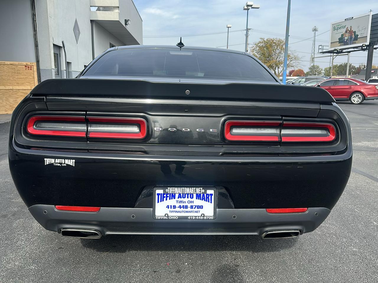 Dodge Challenger SXT Plus RWD 2018