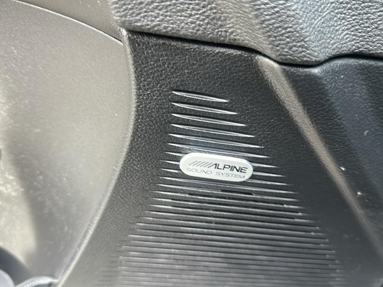Dodge Challenger SXT Plus RWD 2018