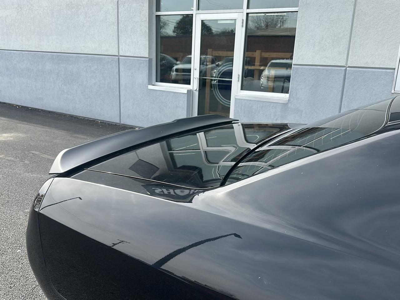 Dodge Challenger SXT Plus RWD 2018