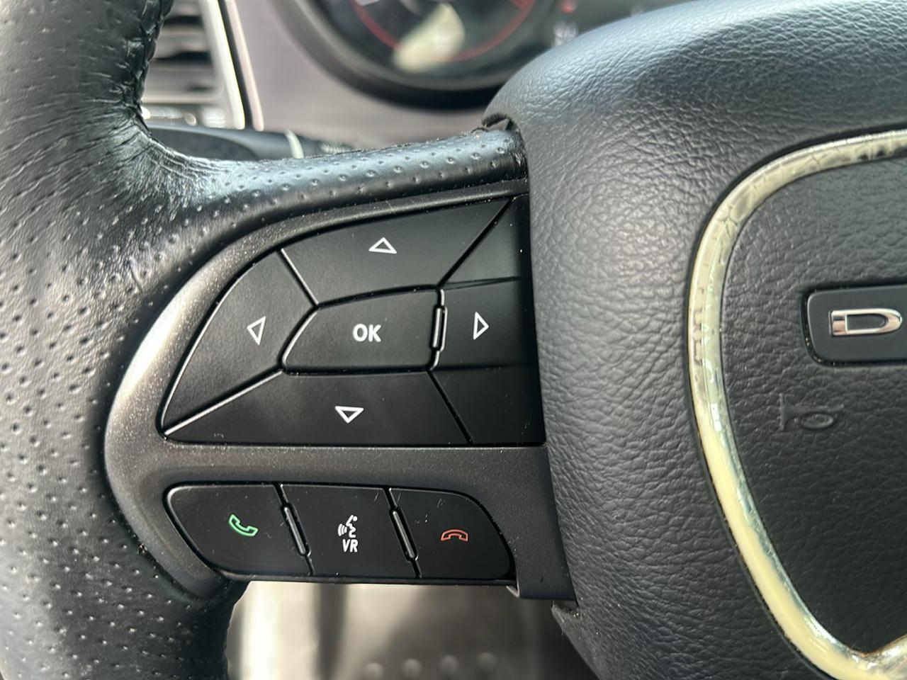 Dodge Challenger SXT Plus RWD 2018