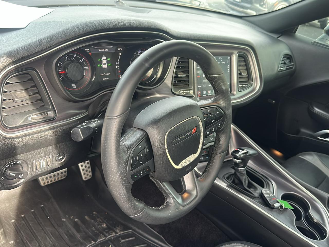 Dodge Challenger SXT Plus RWD 2018