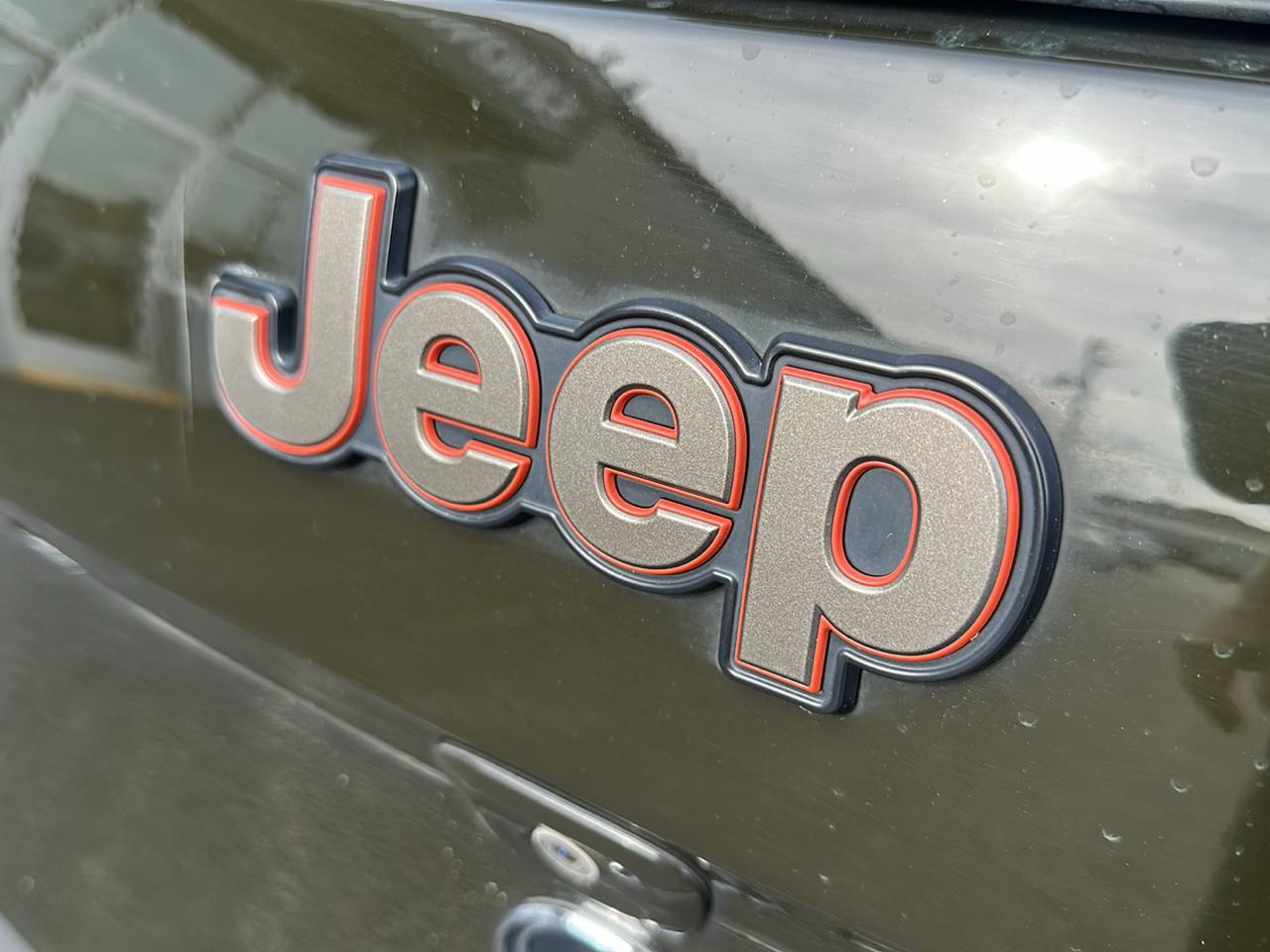Jeep Cherokee 4WD 4dr 75th Anniversary 2016