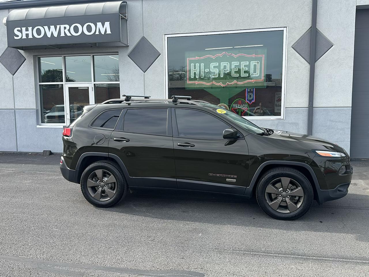 Jeep Cherokee 4WD 4dr 75th Anniversary 2016