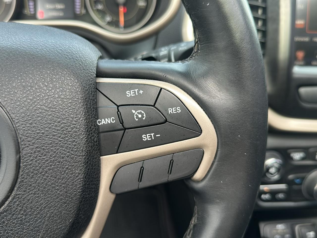 Jeep Cherokee 4WD 4dr 75th Anniversary 2016