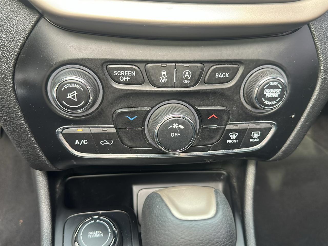 Jeep Cherokee 4WD 4dr 75th Anniversary 2016