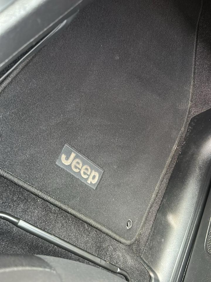 Jeep Cherokee 4WD 4dr 75th Anniversary 2016