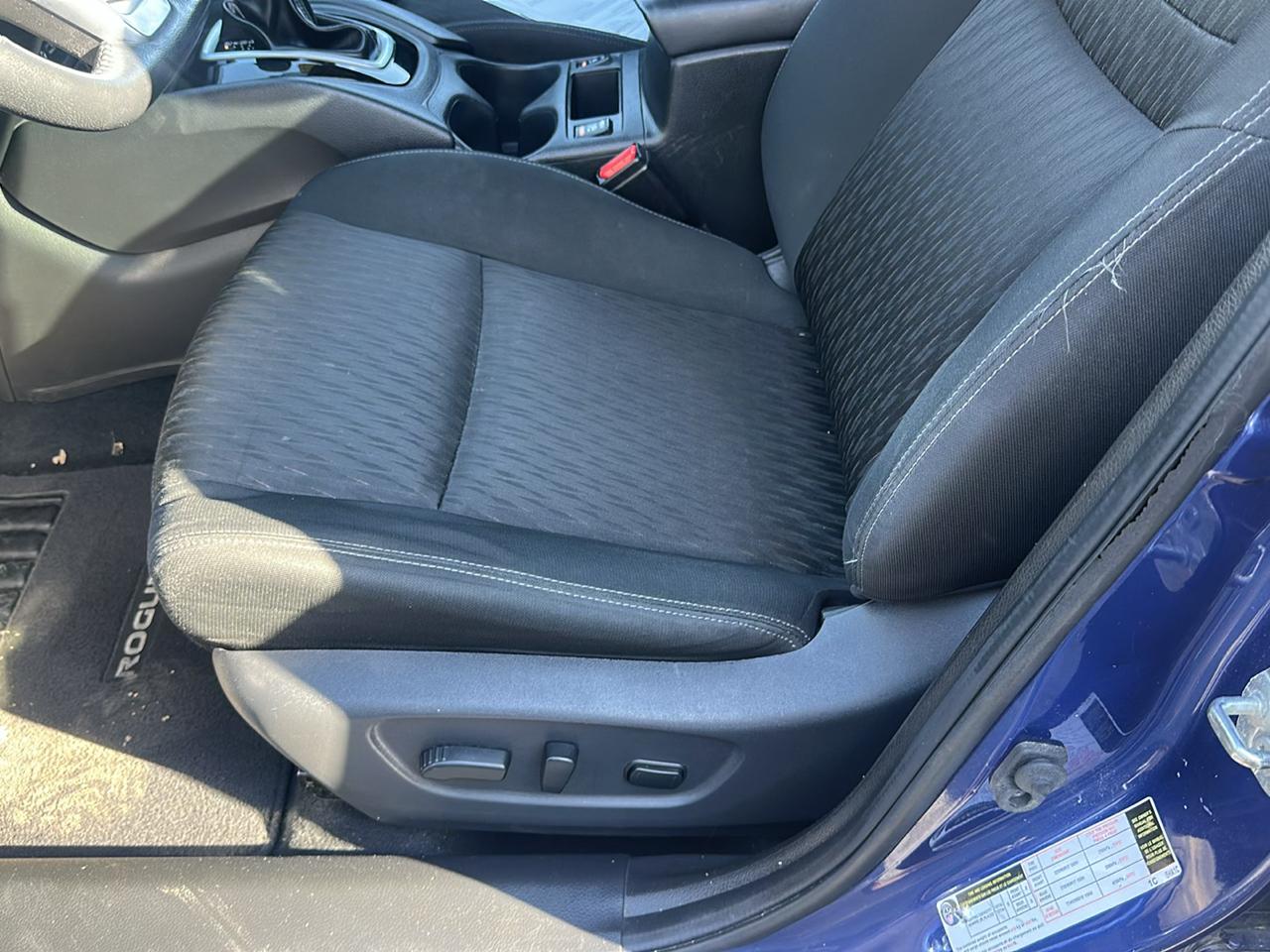 Nissan Rogue SV 2020