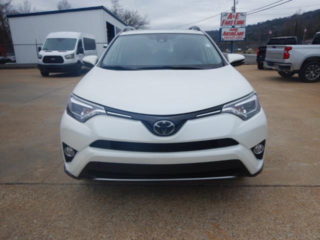 Toyota RAV4 Limited FWD 2018