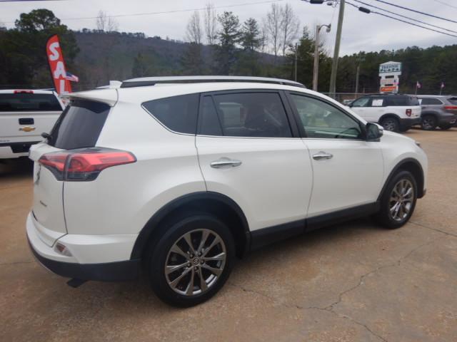 Toyota RAV4 Limited FWD 2018